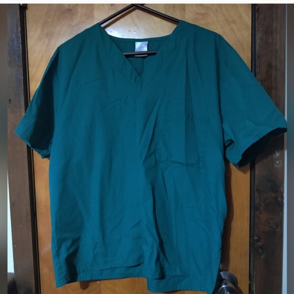 Woman's Medium Scrub Top - Picture 1 of 3